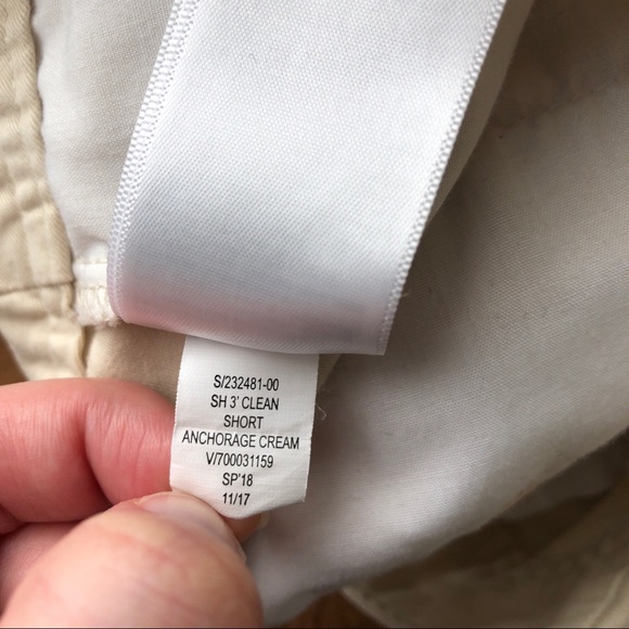 GAP 3” Chino Boat Short Anchorage Cream - Picture 9 of 9